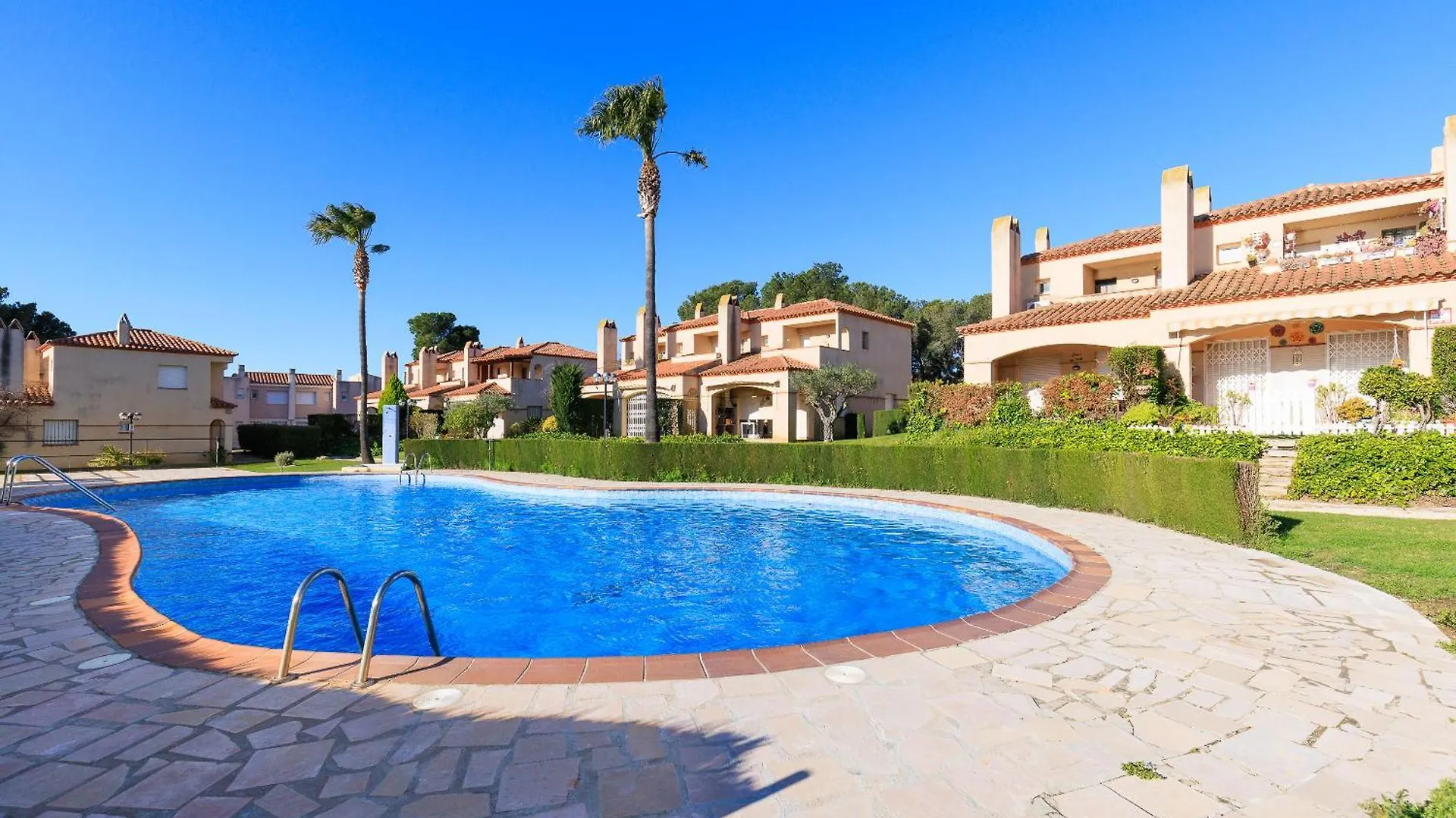 Rentalmar Brisas Miami Playa Holiday home